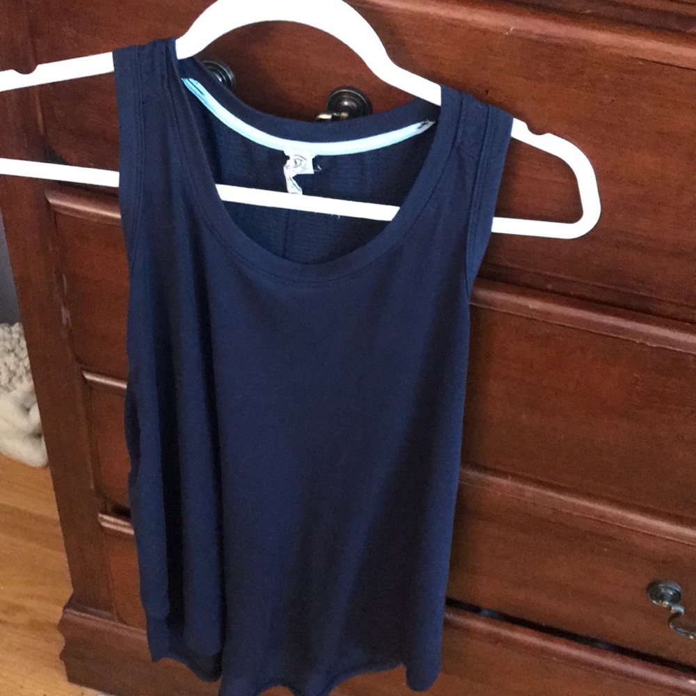 🏋️‍♀️ Champion size Large workout tank  🏋️‍♀️